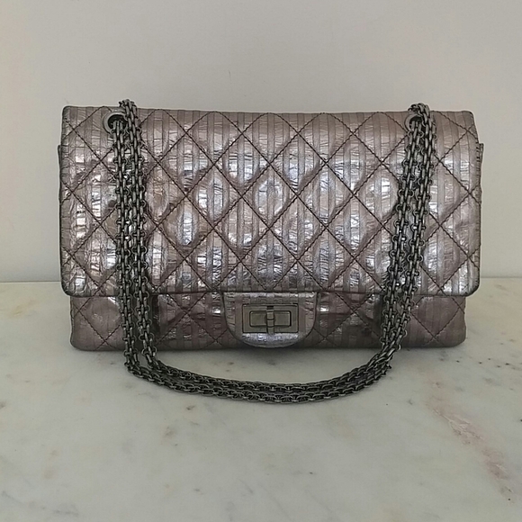 CHANEL - Limited Edition 227 (2008) 2.55 bag - Picture 2 of 16